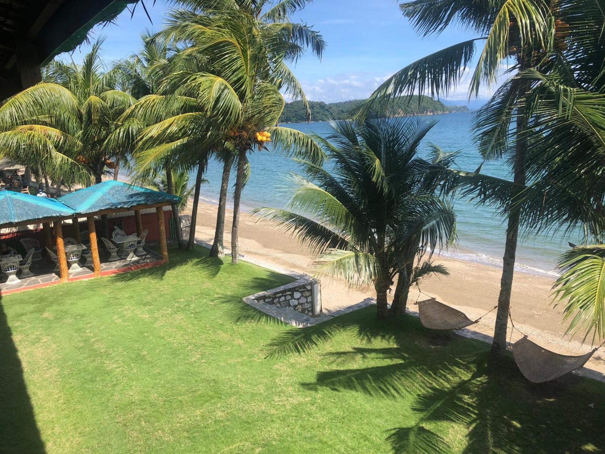 Badladz Beach And Dive Resort Пуерто Галера Екстериор снимка